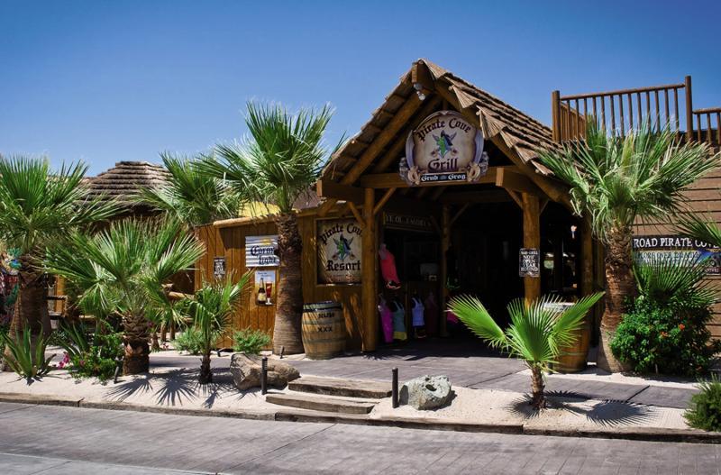 Pirate Cove Resort & Marina Нийдълс Екстериор снимка