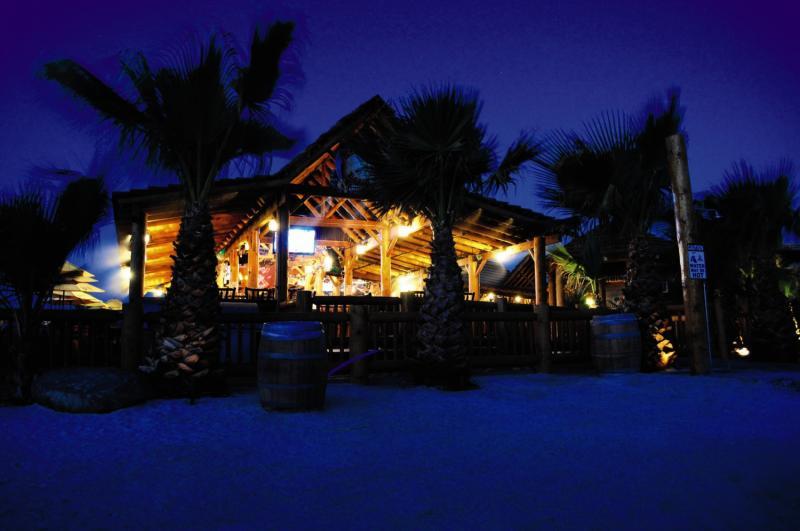 Pirate Cove Resort & Marina Нийдълс Екстериор снимка